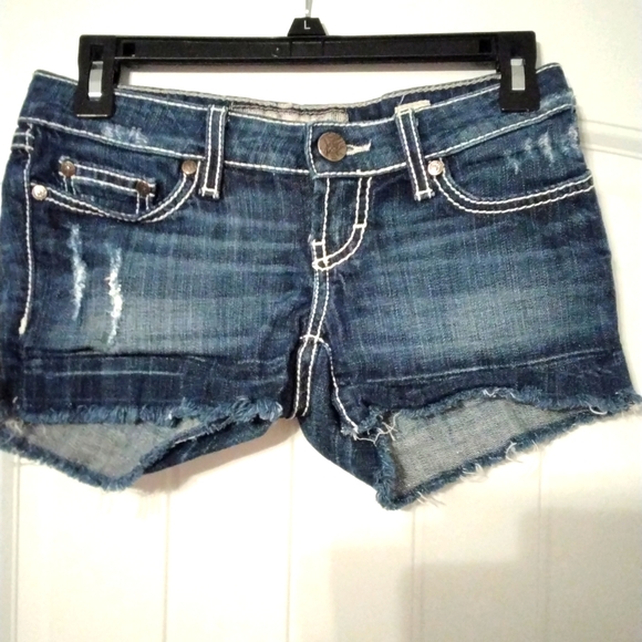 BKE Pants - EUC BKE Cut-Off Stella Shorts Size 24.